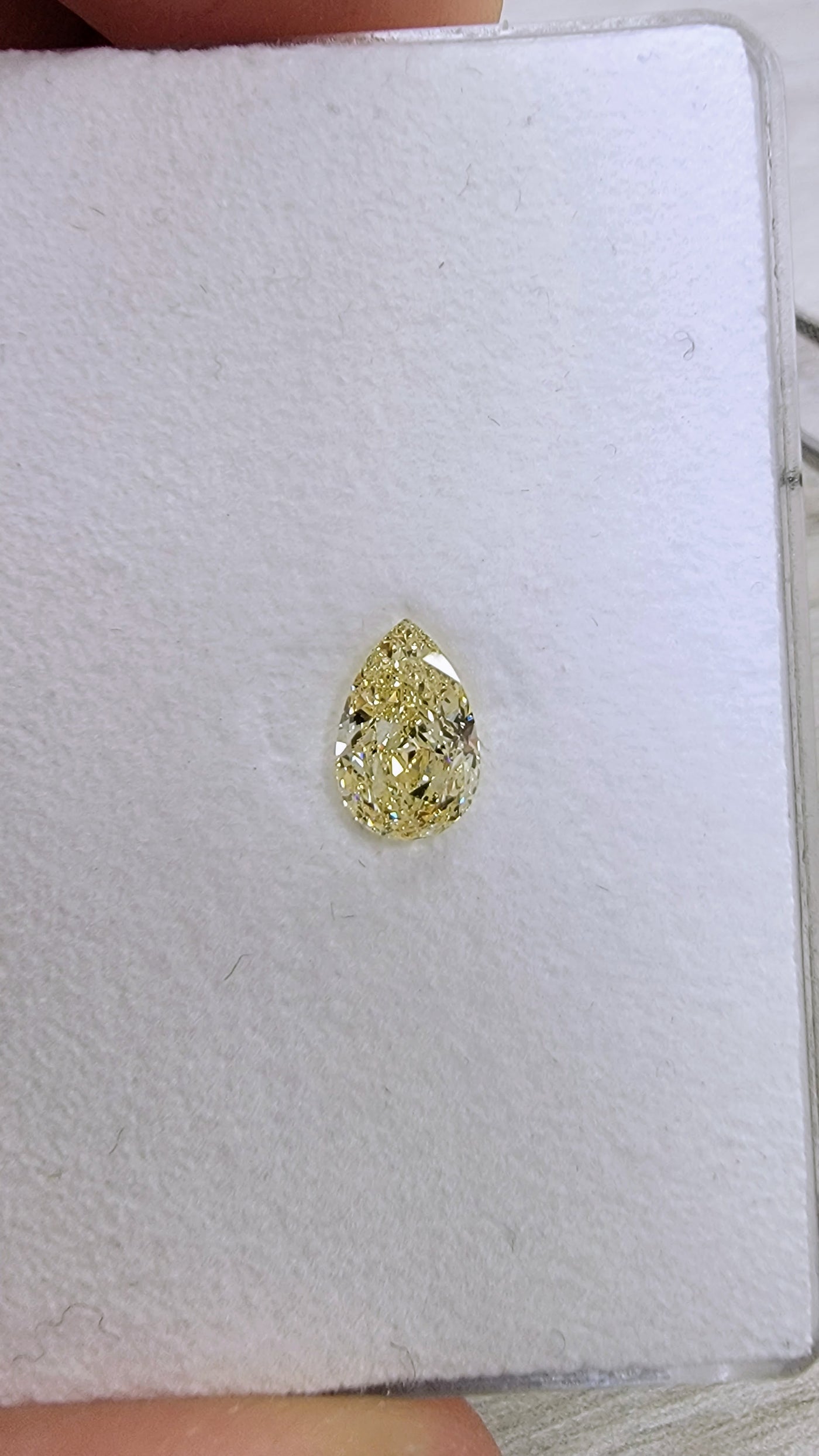 1.19ct Fancy Light Yellow Pear SI1 GIA