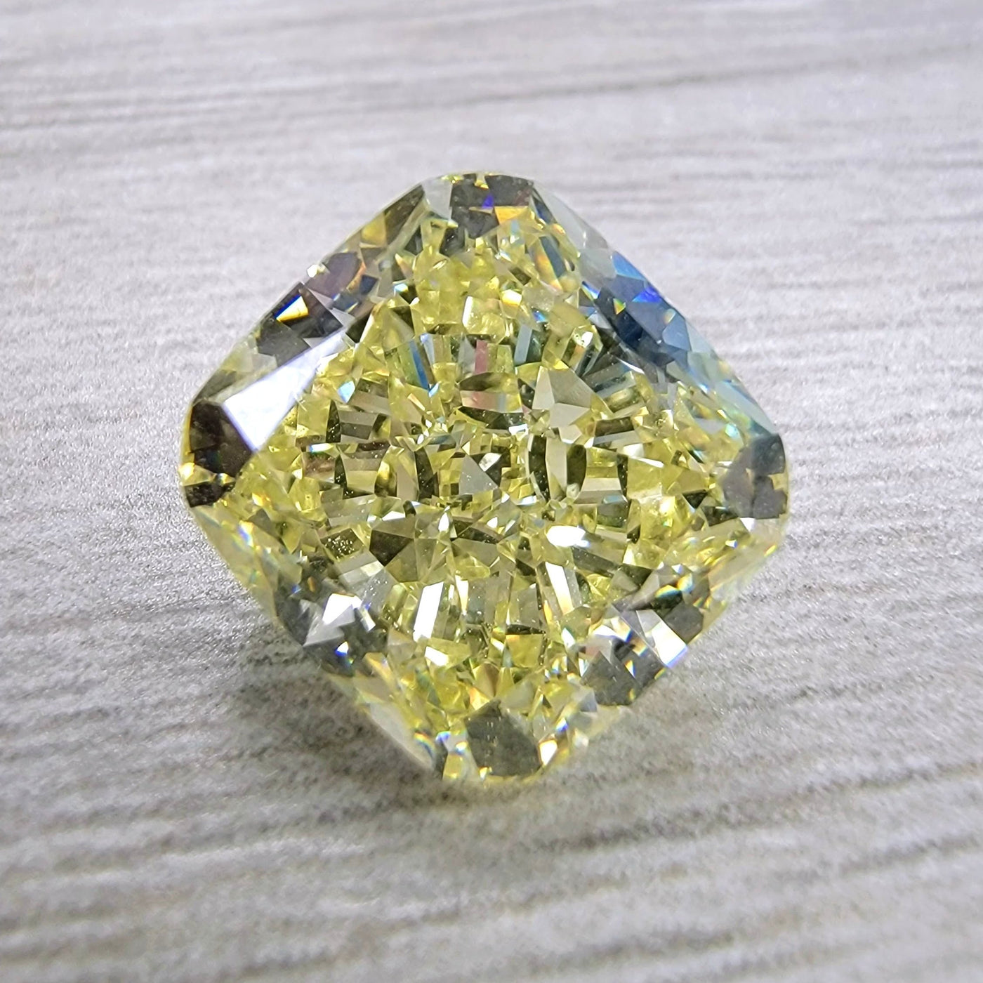 5.03ct Fancy Yellow Cushion VVS1 GIA