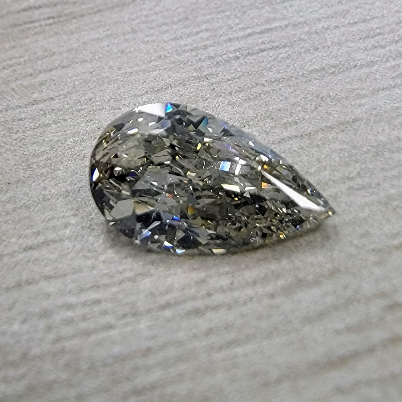 1.02ct Fancy Light Gray Pear VS2 GIA