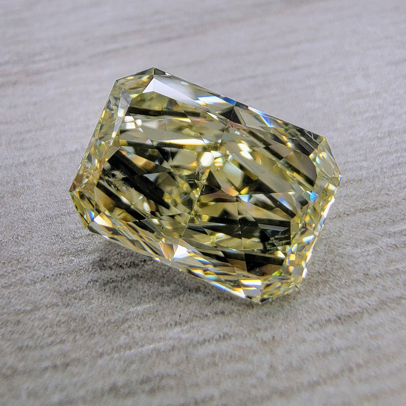 3.23ct Fancy Light Yellow Elongated Radiant SI1 GIA