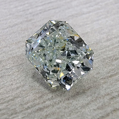 1.00ct Fancy Light Bluish Green Radiant SI2 GIA