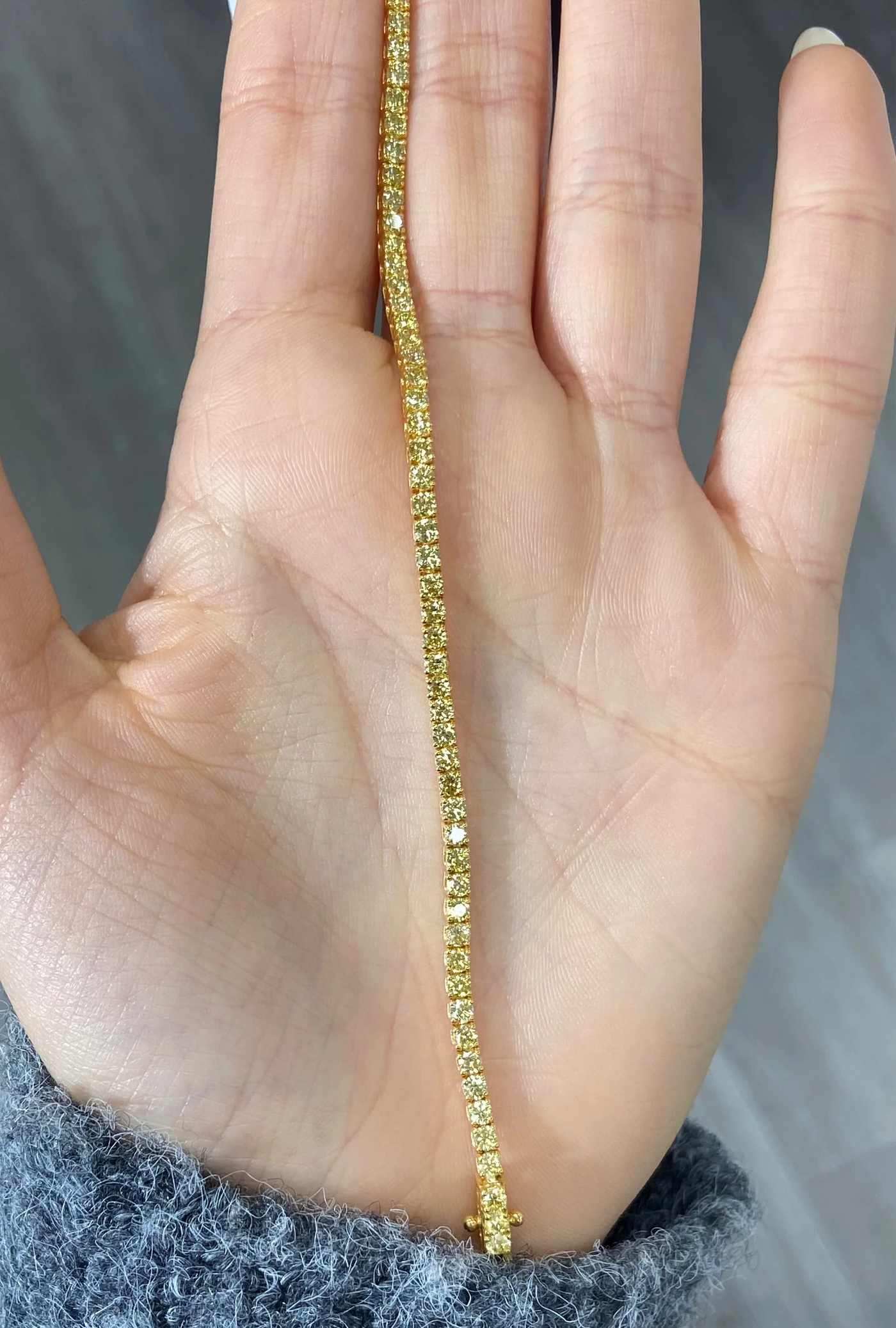 3.6ct Fancy Intense Yellow Round Bracelet