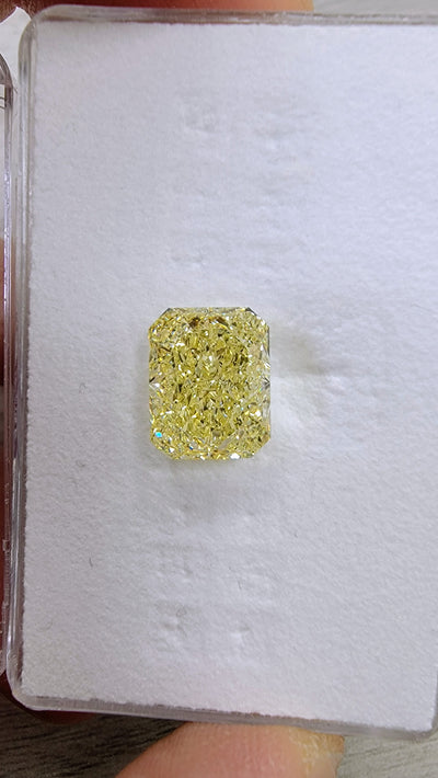 6.00ct Fancy Yellow Elongated Radiant VVS2 GIA