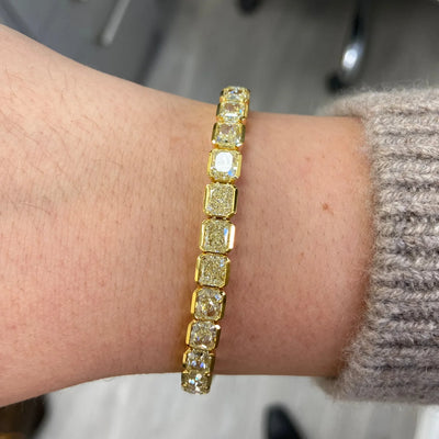 21ct Yellow Radiant East Weat Bezel Bracelet