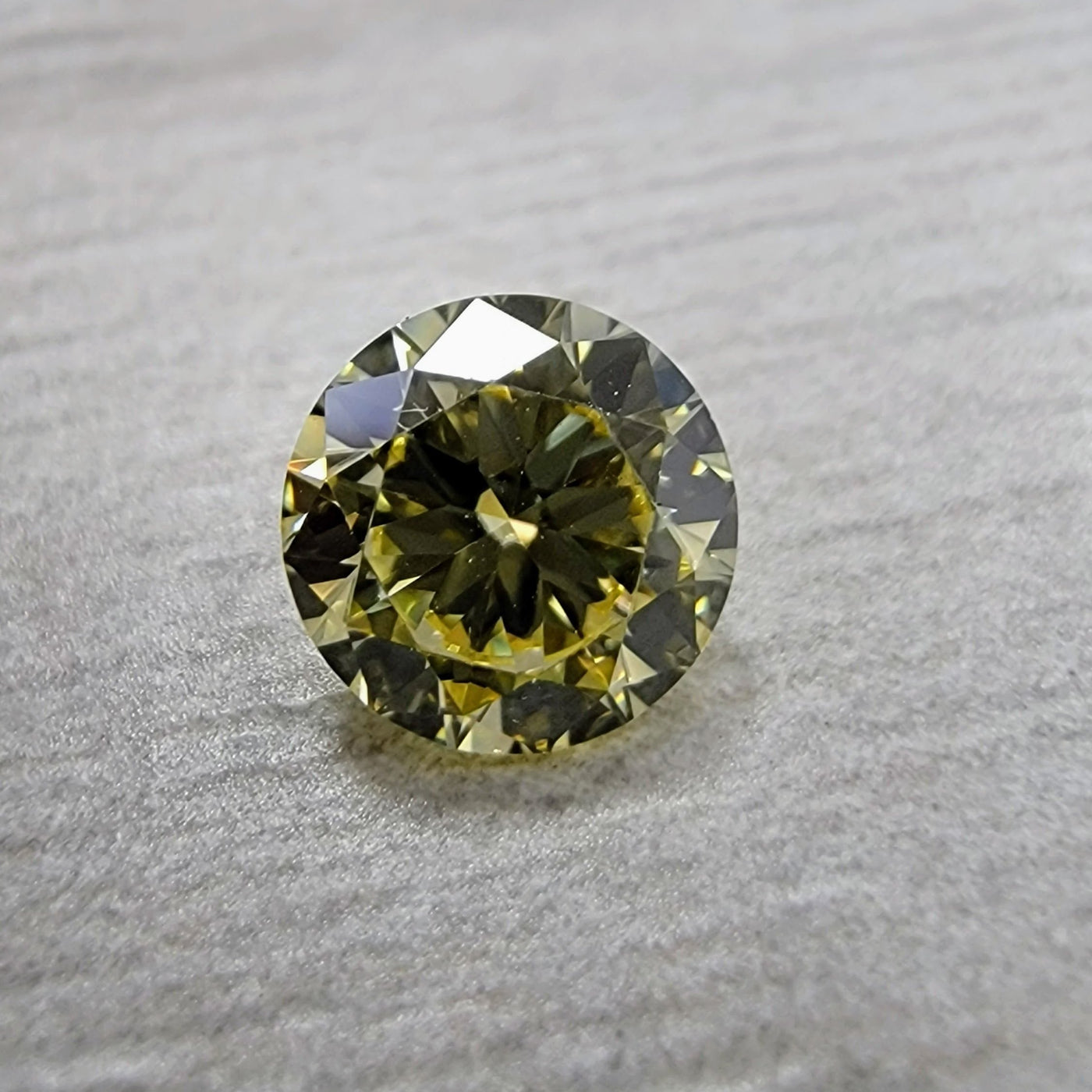 0.57ct Fancy Yellow Round VS1 GIA