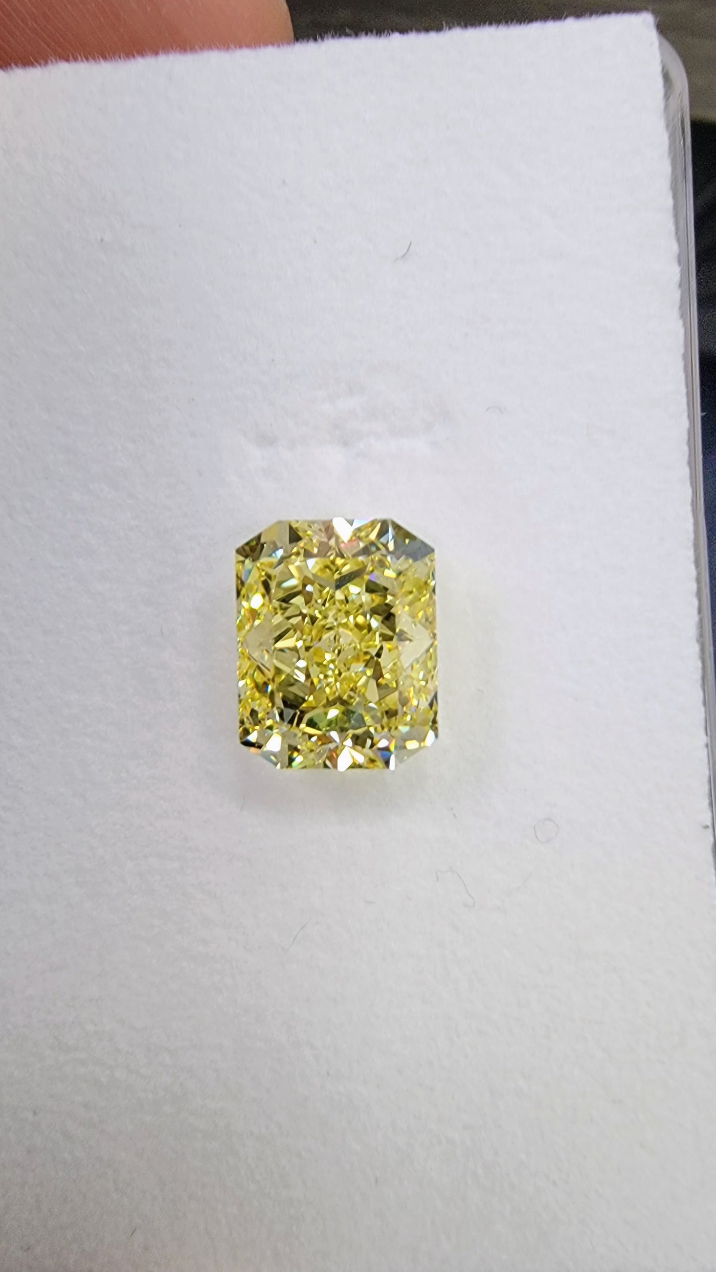 4.05ct Fancy Intense Yellow Elongated Radiant VVS1 GIA