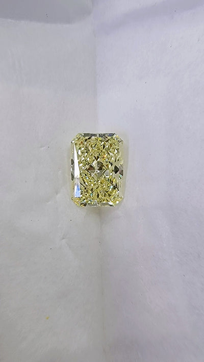 10.03ct Light Yellow Elongated Radiant VS2 GIA